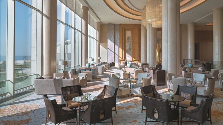 <b>Shangri-La Qinhuangdao Lobby</b>. Images powered by <a href="https://iceportal.shijigroup.com/" title="IcePortal" target="_blank">IcePortal</a>.