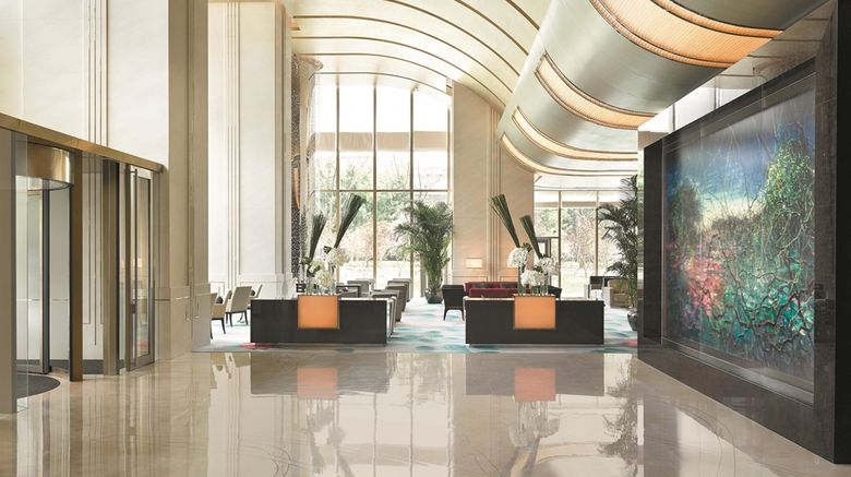 <b>Jing An Shangri-La, West Shanghai Lobby</b>. Images powered by <a href="https://iceportal.shijigroup.com/" title="IcePortal" target="_blank">IcePortal</a>.