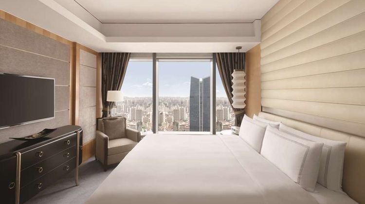 Jing An Shangri-La, West Shanghai Suite