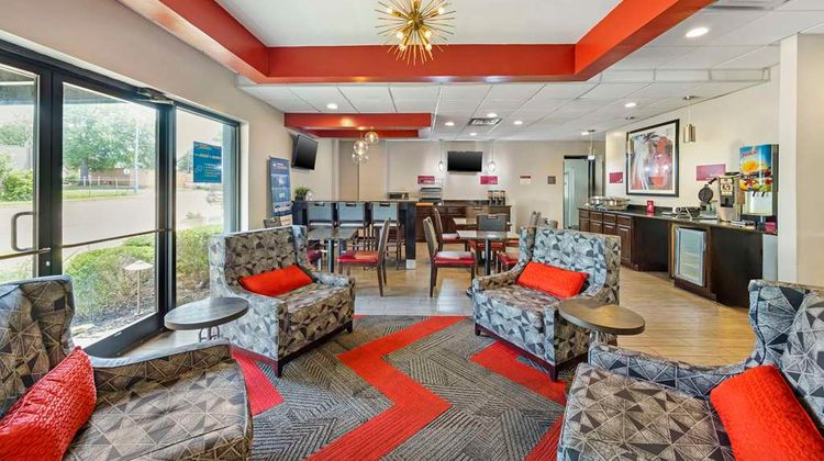 Best Western Plus Gen X Inn Lobby