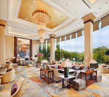Pudong Shangri-La Hotel Lobby