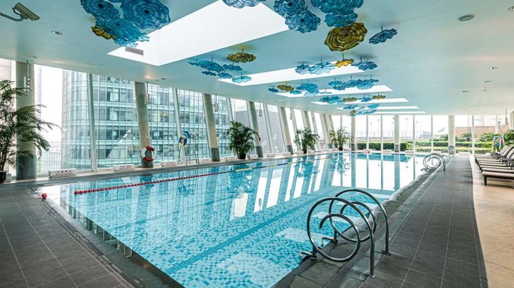 Pudong Shangri-La Hotel Pool