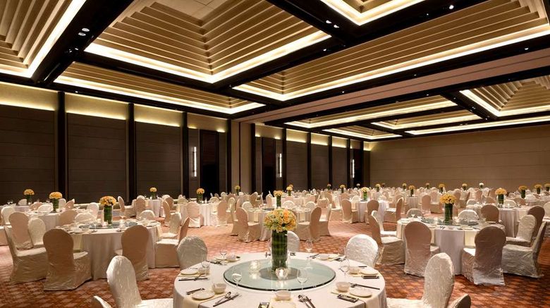 <b>Shangri-La Resort Ballroom</b>. Images powered by <a href="https://iceportal.shijigroup.com/" title="IcePortal" target="_blank">IcePortal</a>.