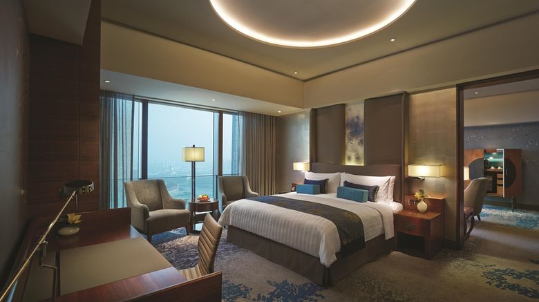 <b>Shangri-La Hotel, Tianjin Suite</b>. Images powered by <a href="https://iceportal.shijigroup.com/" title="IcePortal" target="_blank">IcePortal</a>.