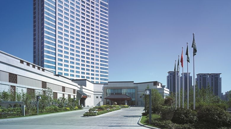 <b>Shangri-La Hotel, Yangzhou Exterior</b>. Images powered by <a href="https://iceportal.shijigroup.com/" title="IcePortal" target="_blank">IcePortal</a>.