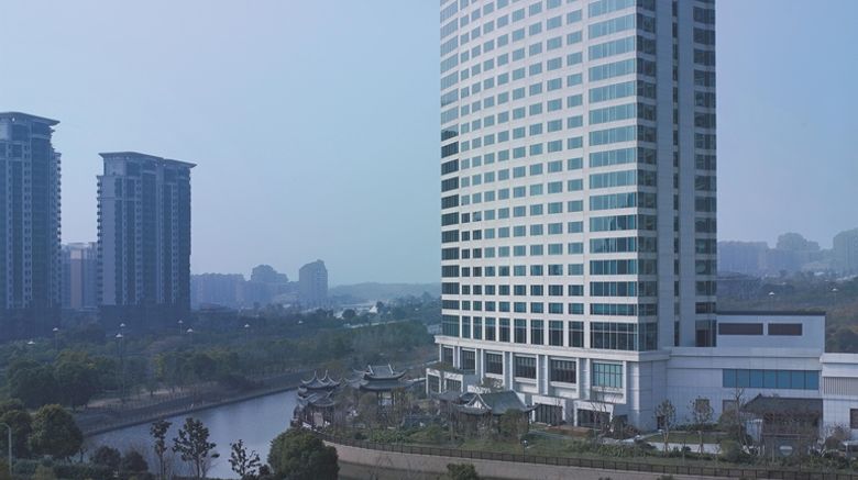 <b>Shangri-La Hotel, Yangzhou Exterior</b>. Images powered by <a href="https://iceportal.shijigroup.com/" title="IcePortal" target="_blank">IcePortal</a>.