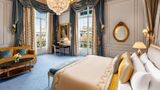 <b>Shangri-La Hotel, Paris Suite</b>. Images powered by <a href="https://iceportal.shijigroup.com/" title="IcePortal" target="_blank">IcePortal</a>.