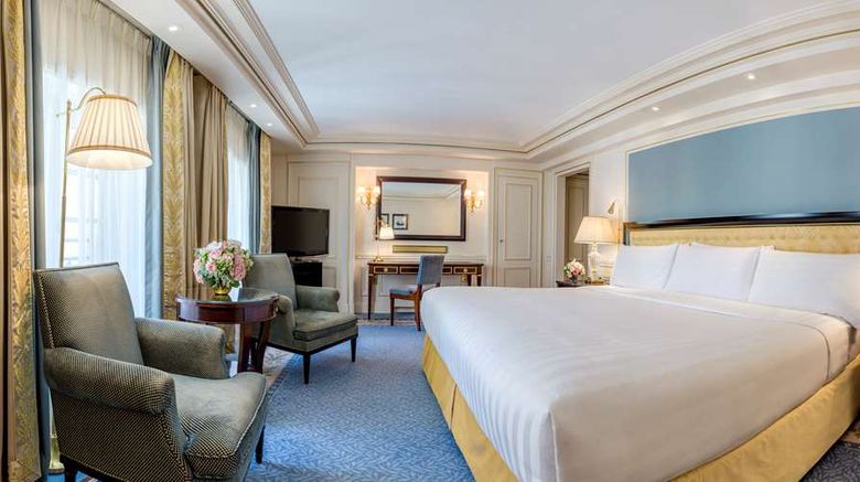 <b>Shangri-La Hotel, Paris Room</b>. Images powered by <a href="https://iceportal.shijigroup.com/" title="IcePortal" target="_blank">IcePortal</a>.