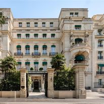 Shangri-La Hotel, Paris
