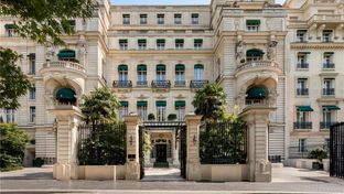 Shangri-La Hotel, Paris