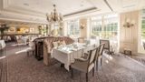 <b>Shangri-La Hotel, Paris Restaurant</b>. Images powered by <a href="https://iceportal.shijigroup.com/" title="IcePortal" target="_blank">IcePortal</a>.