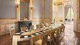 <b>Shangri-La Hotel, Paris Meeting</b>. Images powered by <a href="https://iceportal.shijigroup.com/" title="IcePortal" target="_blank">IcePortal</a>.