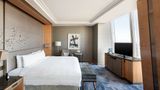 <b>Shangri-La The Shard, London Room</b>. Images powered by <a href="https://iceportal.shijigroup.com/" title="IcePortal" target="_blank">IcePortal</a>.
