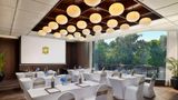 <b>Shangri-La's Eros Hotel, New Delhi Room</b>. Images powered by <a href="https://iceportal.shijigroup.com/" title="IcePortal" target="_blank">IcePortal</a>.