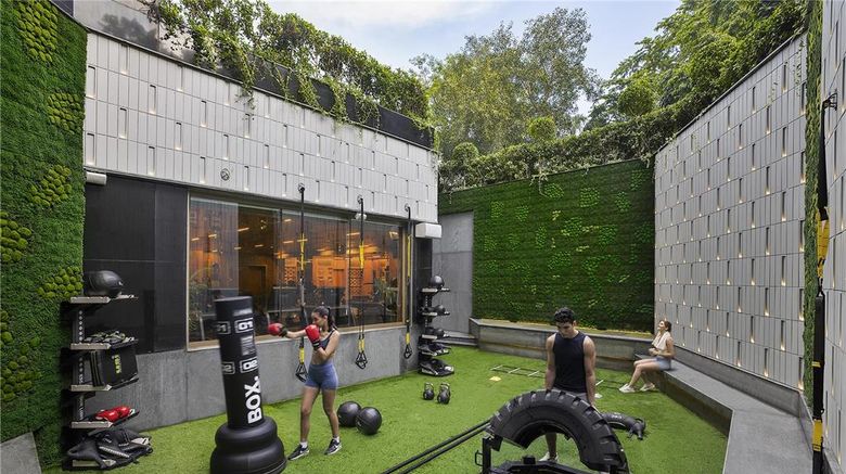 <b>Shangri-La's Eros Hotel, New Delhi Health</b>. Images powered by <a href="https://iceportal.shijigroup.com/" title="IcePortal" target="_blank">IcePortal</a>.