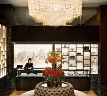 Shangri-La Hotel, Tokyo Lobby