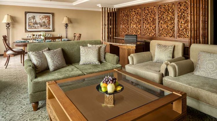 Sule Shangri-La, Yangon Suite