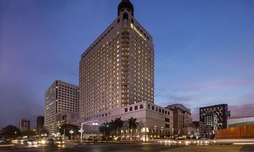Sule Shangri-La, Yangon