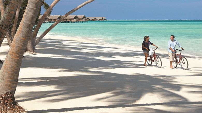 <b>Shangri-La's Villingili Resort and Spa Recreation</b>. Images powered by <a href="https://iceportal.shijigroup.com/" title="IcePortal" target="_blank">IcePortal</a>.