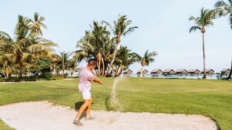 <b>Shangri-La's Villingili Resort and Spa Golf</b>. Images powered by <a href="https://iceportal.shijigroup.com/" title="IcePortal" target="_blank">IcePortal</a>.