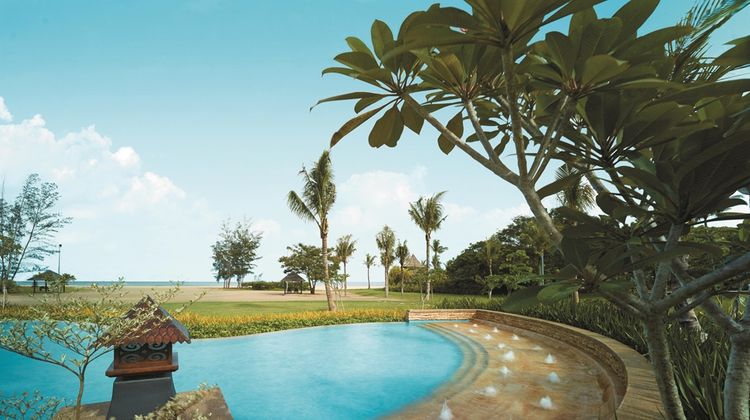 Shangri-La's Rasa Ria Resort Pool