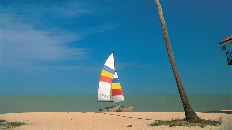 <b>Golden Sands Resort by Shangri-La Beach</b>. Images powered by <a href="https://iceportal.shijigroup.com/" title="IcePortal" target="_blank">IcePortal</a>.