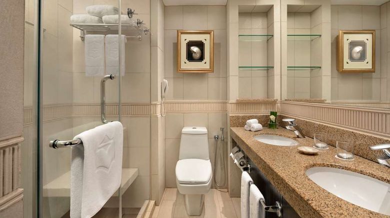 <b>Golden Sands Resort by Shangri-La Suite</b>. Images powered by <a href="https://iceportal.shijigroup.com/" title="IcePortal" target="_blank">IcePortal</a>.