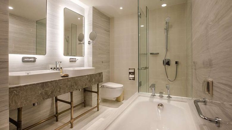 <b>Hotel Jen Penang by Shangri-La Suite</b>. Images powered by <a href="https://iceportal.shijigroup.com/" title="IcePortal" target="_blank">IcePortal</a>.