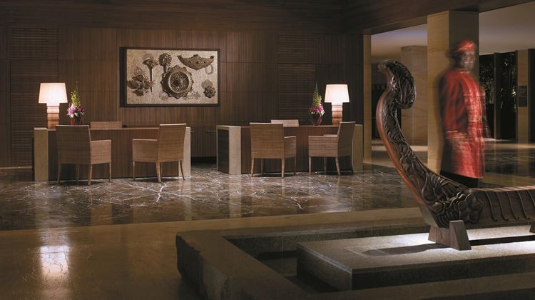 Shangri-La Rasa Sayang Resort & Spa Lobby