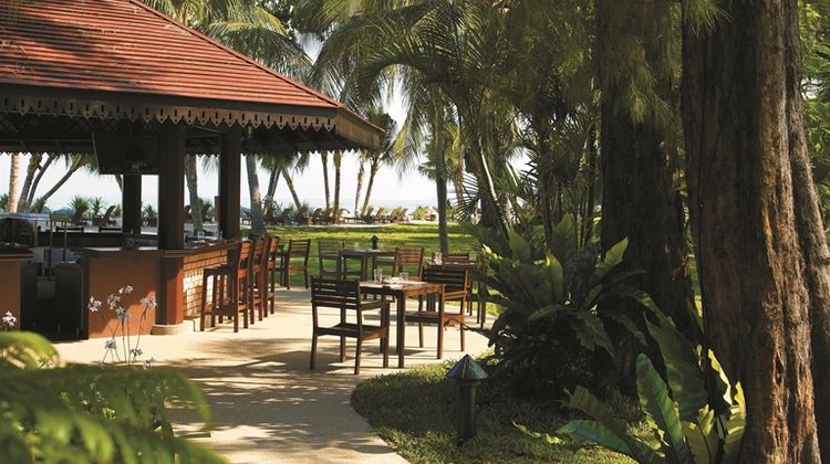 Shangri-La Rasa Sayang Resort & Spa Restaurant