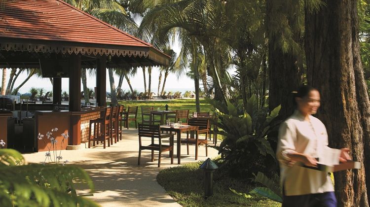 Shangri-La Rasa Sayang Resort & Spa Restaurant