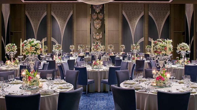 <b>Shangri-La at the Fort, Manila Ballroom</b>. Images powered by <a href="https://iceportal.shijigroup.com/" title="IcePortal" target="_blank">IcePortal</a>.
