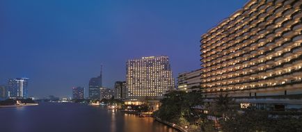 Shangri-La Hotel Bangkok Exterior