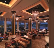 Shangri-La Hotel Bangkok Lobby