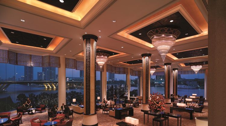 Shangri-La Hotel Bangkok Lobby