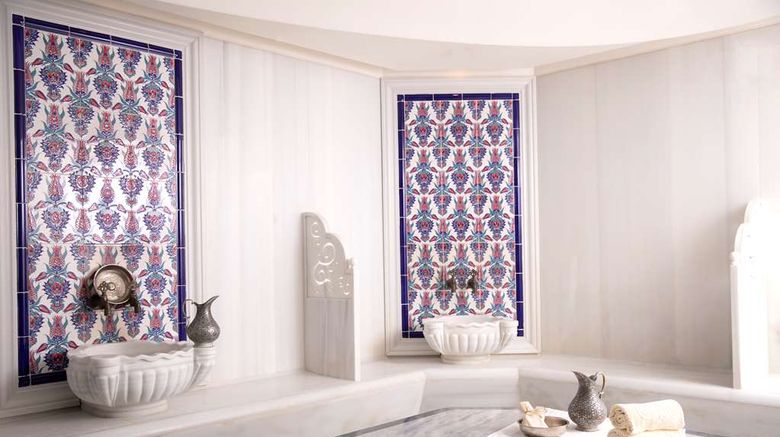 <b>Shangri-La Bosphorus, Istanbul Spa</b>. Images powered by <a href="https://iceportal.shijigroup.com/" title="IcePortal" target="_blank">IcePortal</a>.