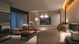Shangri-La Far Eastern Plaza Hotel Suite