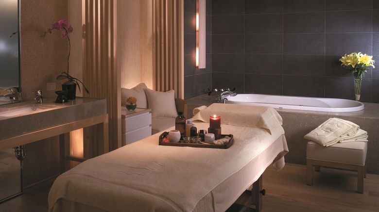 <b>Shangri-La Far Eastern Plaza Hotel Spa</b>. Images powered by <a href="https://iceportal.shijigroup.com/" title="IcePortal" target="_blank">IcePortal</a>.