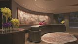 Shangri-La's Far Eastern Plaza Hotel Lobby