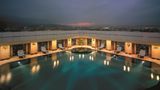 Shangri-La's Far Eastern Plaza Hotel Pool