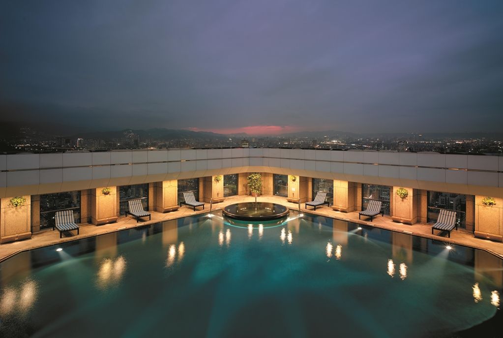 Shangri-La's Far Eastern Plaza Hotel- Taipei, Taiwan Hotels