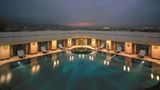 Shangri-La's Far Eastern Plaza Hotel Pool