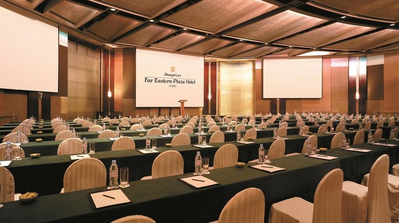 <b>Shangri-La's Far Eastern Plaza Hotel Ballroom</b>. Images powered by <a href="https://iceportal.shijigroup.com/" title="IcePortal" target="_blank">IcePortal</a>.