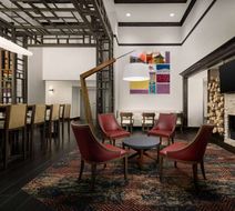 Hampton Inn & Suites Napa Lobby