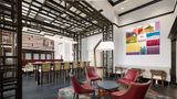 <b>Hampton Inn & Suites Napa Lobby</b>. Images powered by <a href="https://iceportal.shijigroup.com/" title="IcePortal" target="_blank">IcePortal</a>.