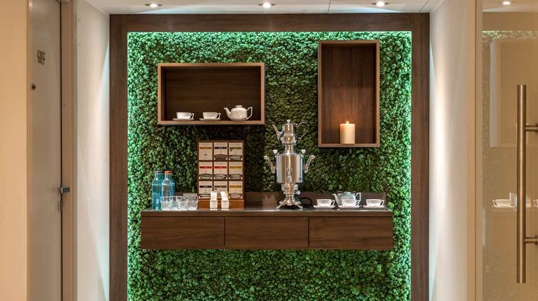 <b>DoubleTree by Hilton Yerevan City Centre Spa</b>. Images powered by <a href="https://iceportal.shijigroup.com/" title="IcePortal" target="_blank">IcePortal</a>.