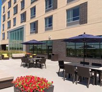 Hampton Inn & Stes Grand Rapids Downtown Exterior