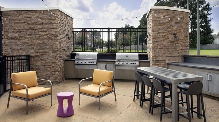 Home2 Suites by Hilton Hattiesburg Exterior