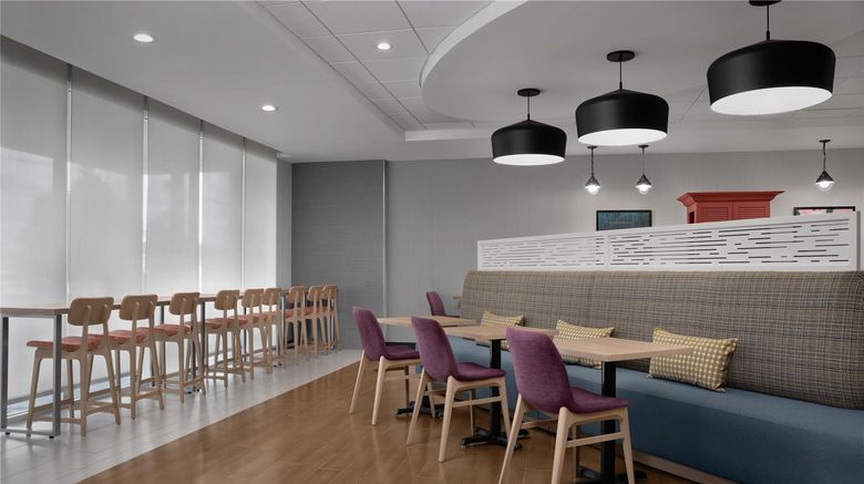 <b>Home2 Suites by Hilton Lake City Lobby</b>. Images powered by <a href="https://iceportal.shijigroup.com/" title="IcePortal" target="_blank">IcePortal</a>.