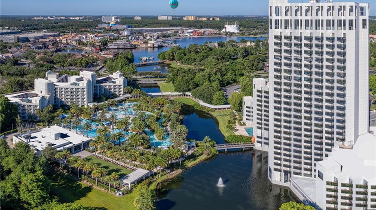 Hilton Orlando Buena Vista Palace Exterior